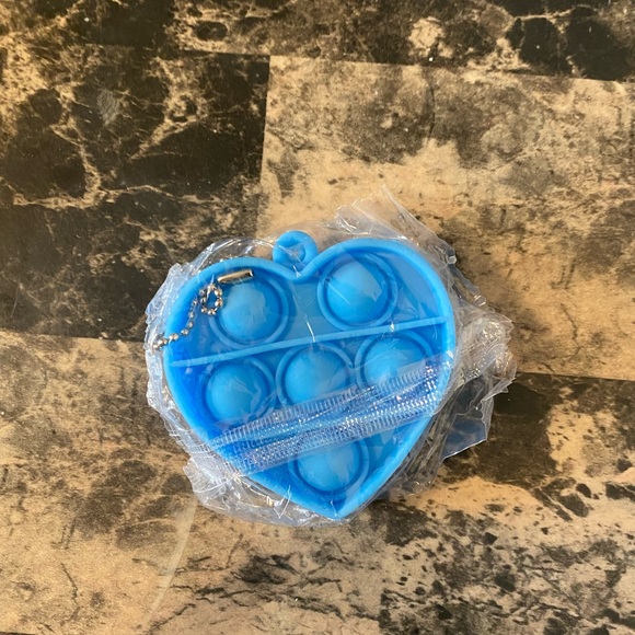 Mini pop it fidget key chain - Picture 9 of 15
